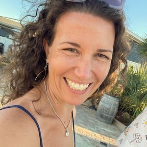 Meet your Posher, Sara.